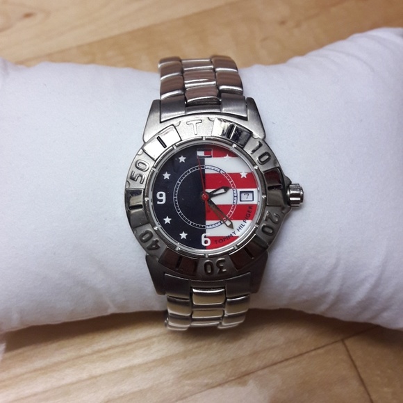 Tommy Hilfiger watch - Picture 4 of 5